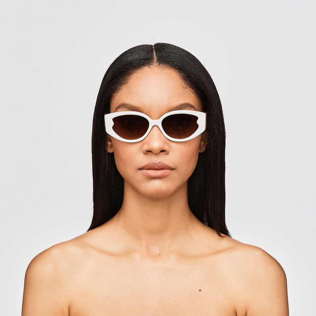 MADSHADE_SUN28_Application_Model_Front_May022022.jpg